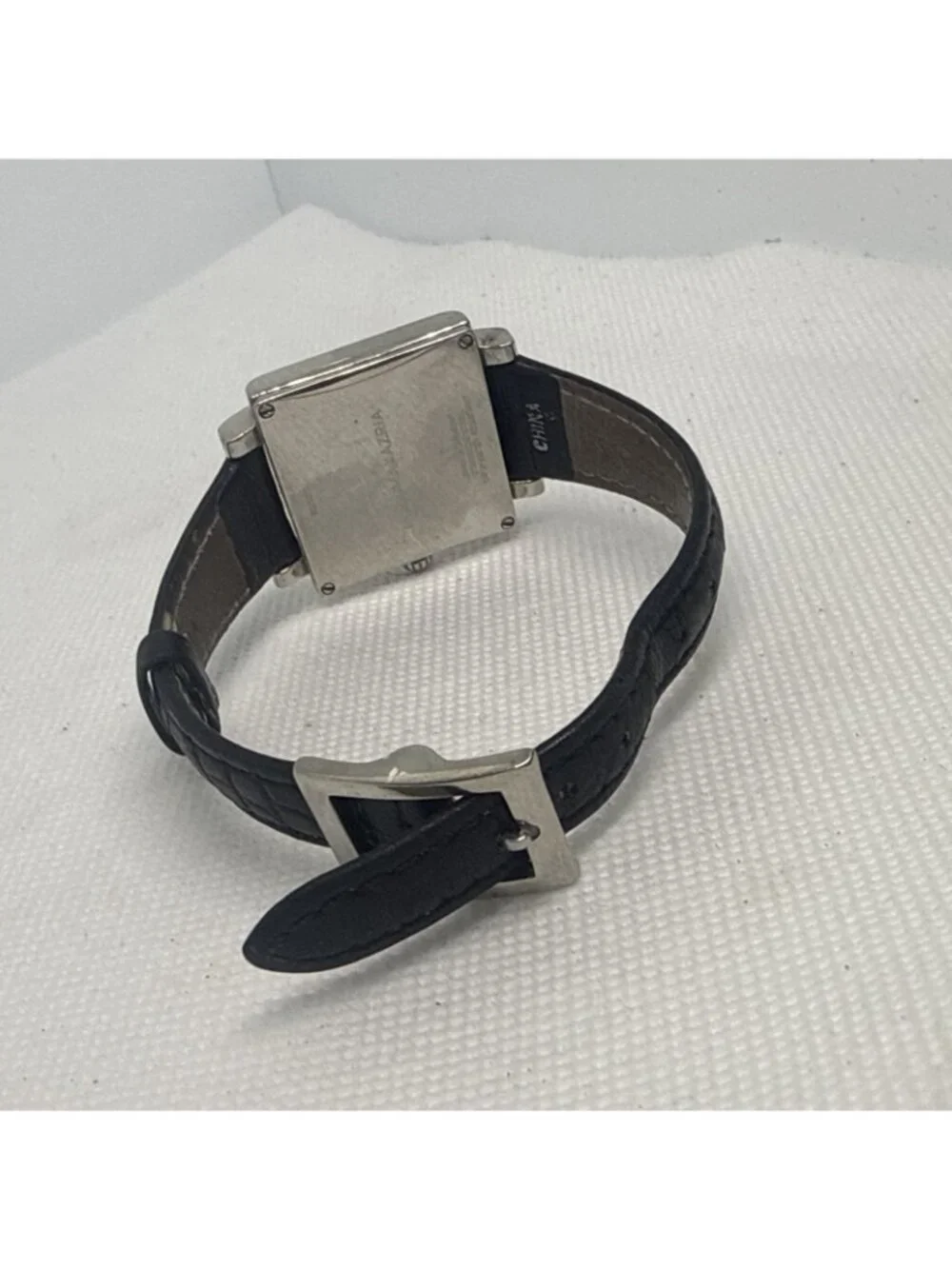 BCBGMAXAZRIA BG6017 Ladies Classic WhiteDial Slim Case Black Leather Strap Watch